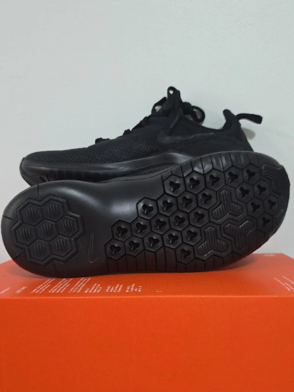 Nike Black Knit Flexible Sole Running Shoe